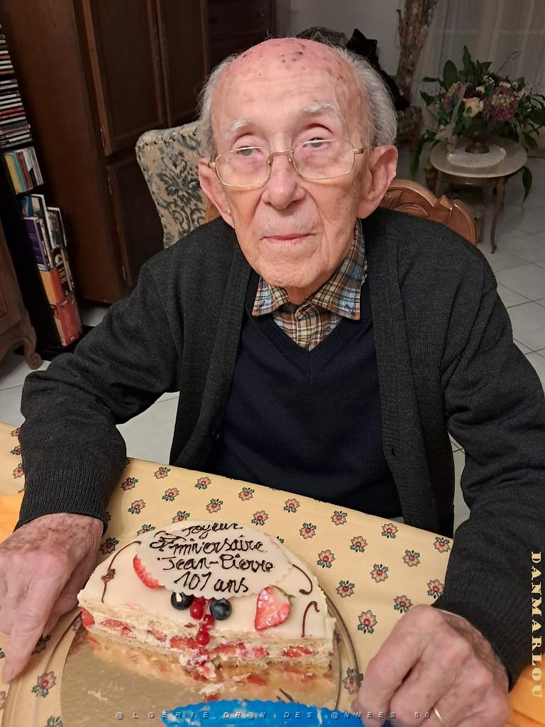 LES 101 ANS DE JEAN PIERRE BOINEAU (1).jpg